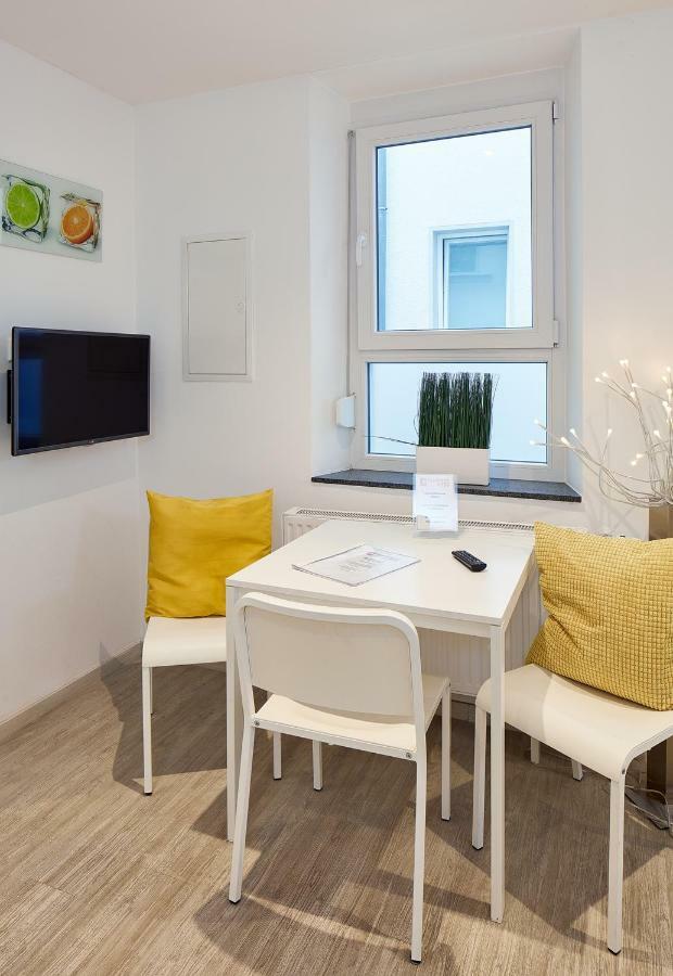 Apartments 4 You - Goethestrasse เฟือร์ท ภายนอก รูปภาพ
