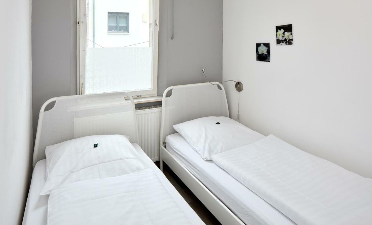 Apartments 4 You - Goethestrasse เฟือร์ท ภายนอก รูปภาพ